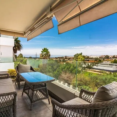 Apartment Your Retreat Near Puerto Banus *
