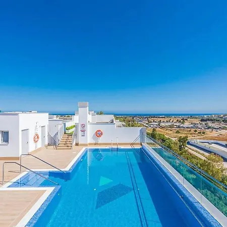 Your Retreat Near Puerto Banus *